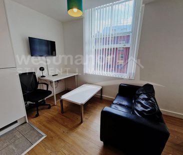 Studio to rent - Photo 2