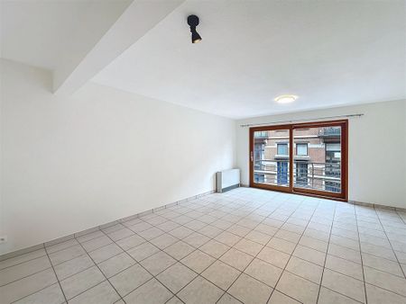 Appartement te huur - Foto 3