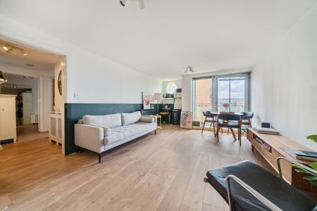 Defence Close, London, SE28 - Photo 3