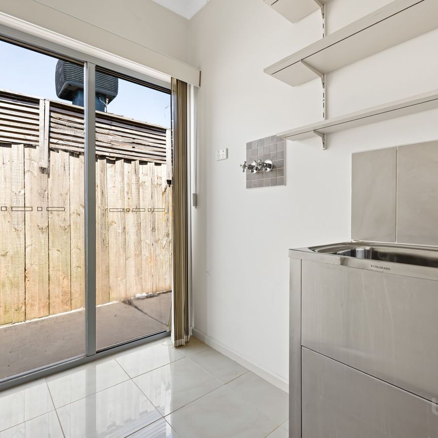 2/9 Montana Drive, Werribee - Photo 1