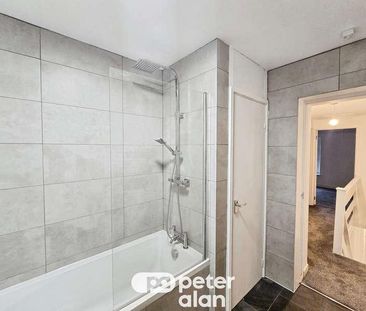 Jones Terrace, Swansea, SA1 - Photo 2