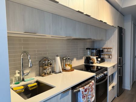 For Lease - 181 Dundas Street Unit# 2708, Toronto, Ontario - Photo 2