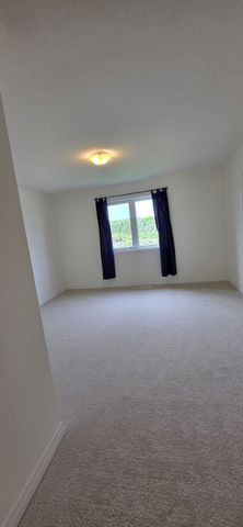 For Lease - 34 Hillcroft Way, Kawartha Lakes, Ontario - Photo 4