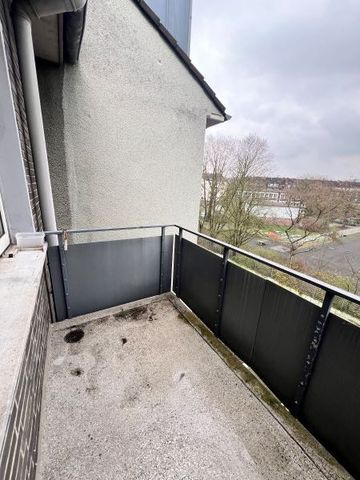 Helle 2-Zimmer-Wohnung mit Balkon citynah und Nähe Innenhafen zu vermieten - Foto 3