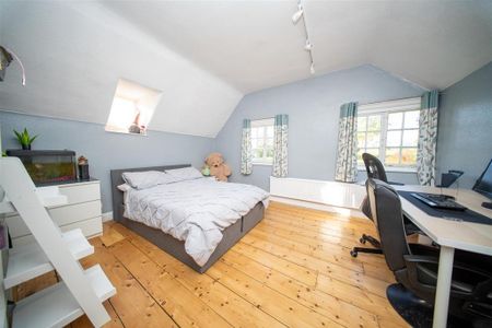 5 bedroom detached house to rent - Photo 5