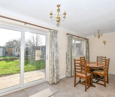 3 bedroom terraced house to rent - Photo 3