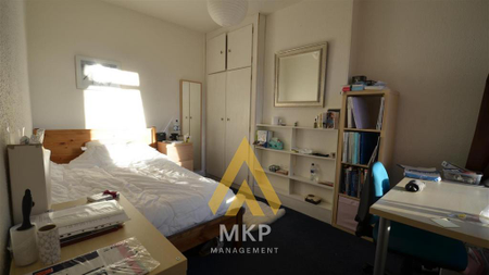 4 bedroom terraced house to rent - Photo 5