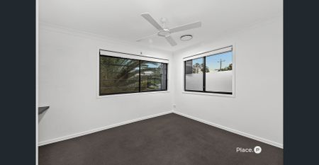 Modern Living In Albany Creek - Photo 4