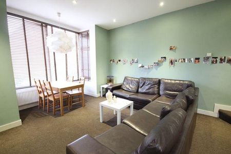 5 bedroom house to rent - Photo 2