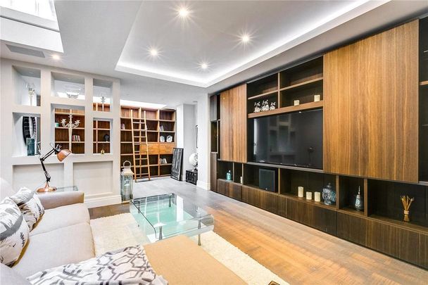 5 bedroom terraced house to rent - Photo 1