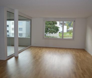 Tolle 4.5-Zimmerwohnung zu vermieten! - Photo 1