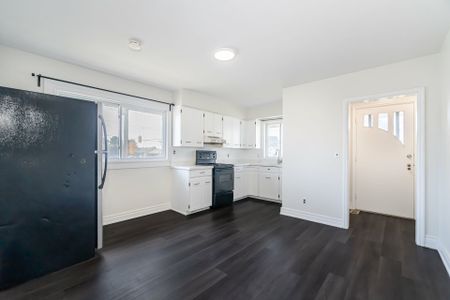 For Lease - 227 Stevenson Road Unit# MAIN, Oshawa, Ontario - Photo 5