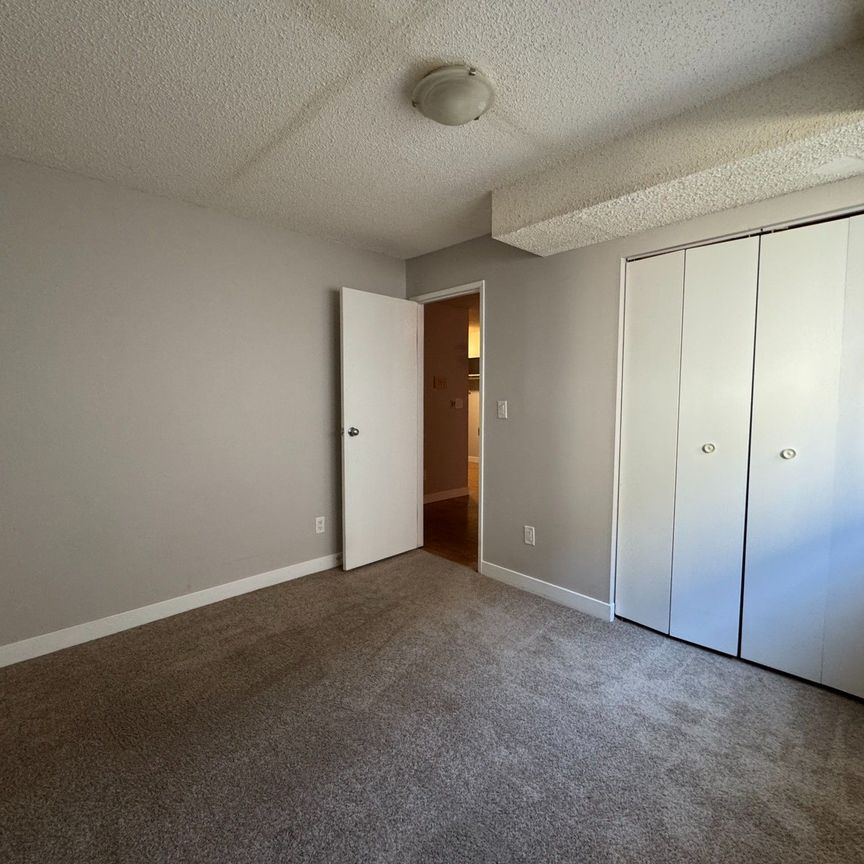 100 5903 55 Avenue - Photo 1