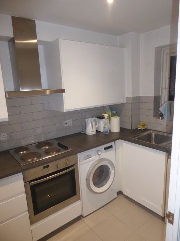 1 Bed Flat, Ferguson Close, E14 - Photo 5
