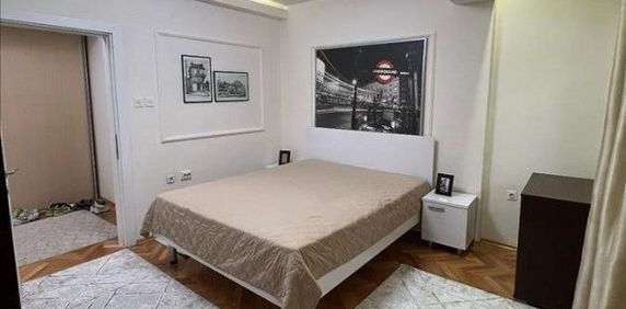 Garsoniera in zona Eroii Revolutiei de inchiriat - Fotografie 2