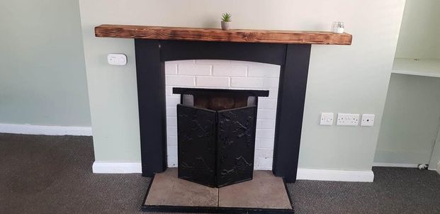 2 bedroom end of terrace house to rent - Photo 1