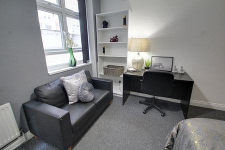 2 Bed Flat, Marble Street, LE1 - Photo 5