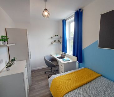 5 Bed Semi-Detached House, City Road, NG7 - Photo 5