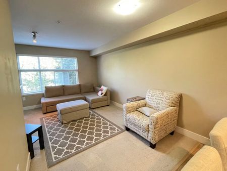 Condo on Park-Pet Friendly - Photo 2