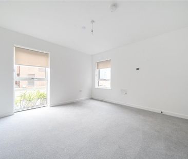 3 bedroom terraced house to rent - Photo 2