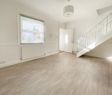 Warrior Square, Eastbourne, BN22 7DB - Photo 3