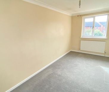4 bedroom terraced house to rent - Photo 5