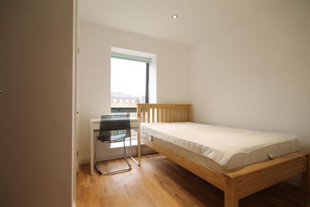 Falconars House, City Centre - Photo 4