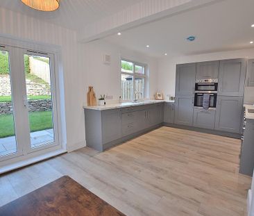 3 bedroom semi-detached house to rent - Photo 2