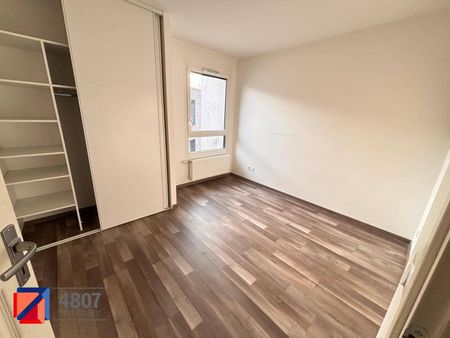Location appartement récent 4 pièces 100.1 m² à Thyez (74300) 5 - Photo 4