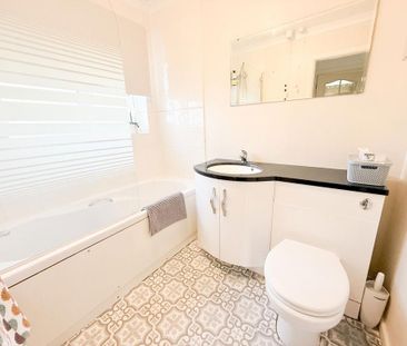 2 bedroom detached bungalow to rent - Photo 6