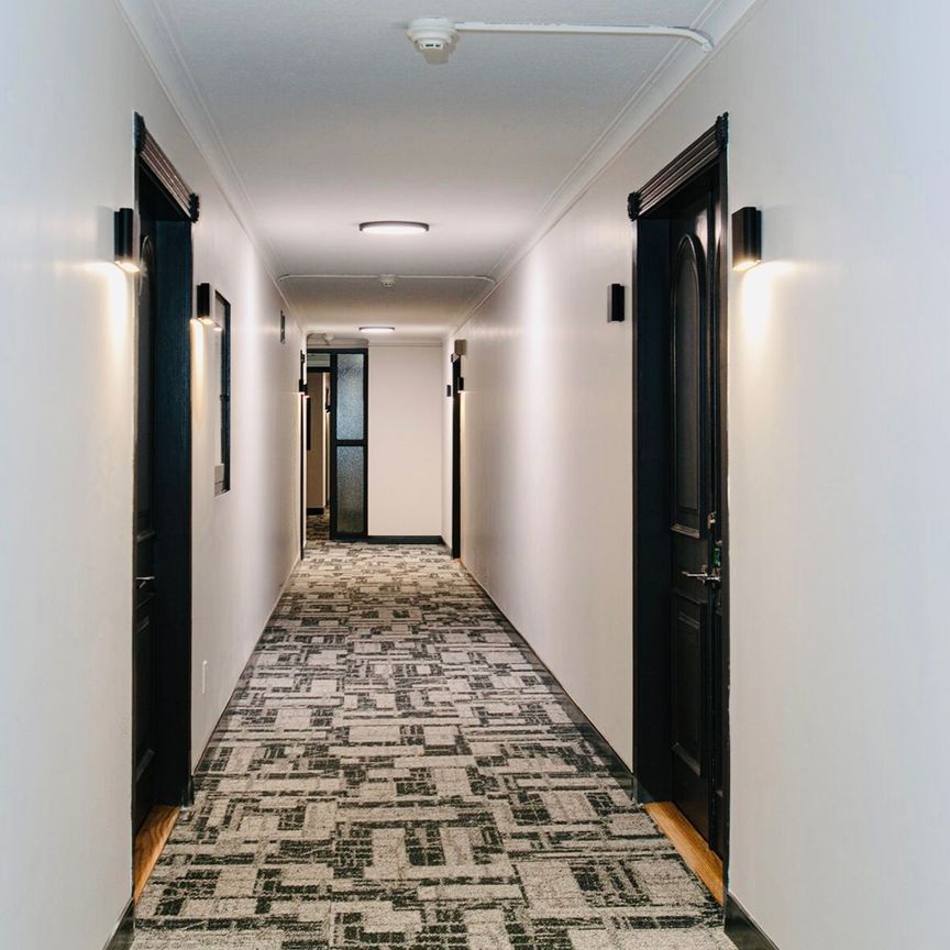 For Lease - 10 Shallmar Boulevard Unit# 811, Toronto, Ontario - Photo 1