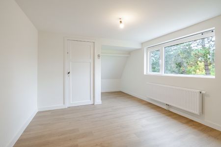 Charmante gezinswoning met groot perceel - Photo 5