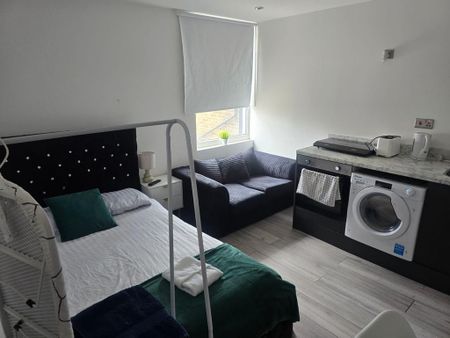 Studio to rent - Photo 4