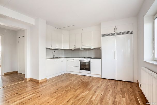 Utställningsvägen 2 A - Foto 1