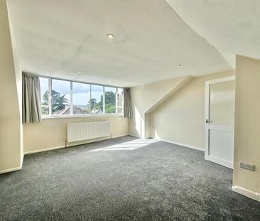 4 bedroom terraced house to rent - Photo 3