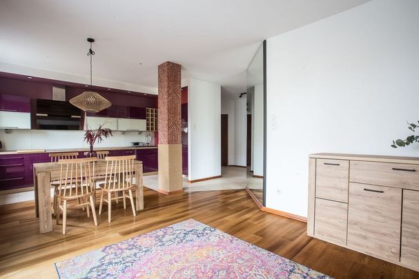 Trzy pokoje w cichej okolicy, blisko metro i park 65.47 m² - Zdjęcie 1