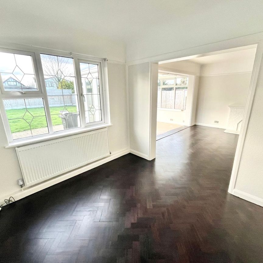 Samuels Drive, Thorpe Bay, Essex, SS1 3PR - Photo 1