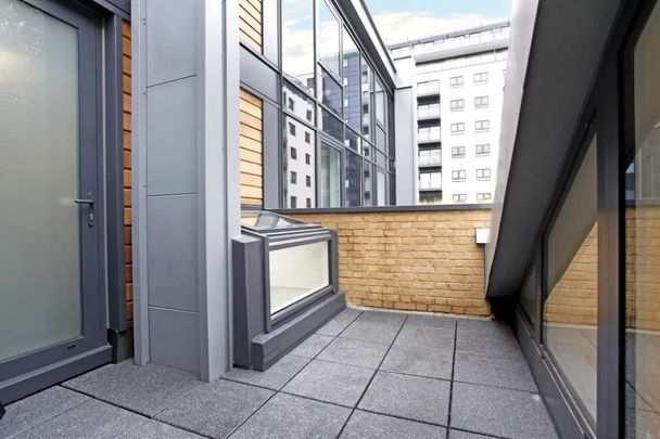 Wharf Street London SE8 - Photo 1