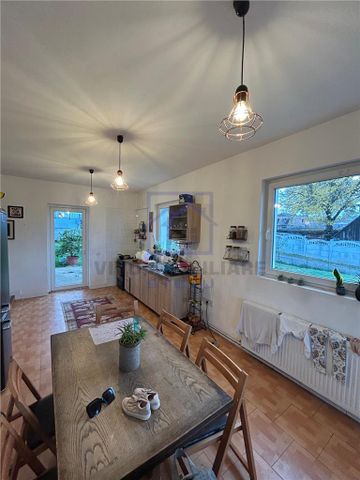 Casa de inchiriat in Sibiu - 6 camere, teren 1030 mp, pet friendly, zona Viile Sibiului de inchiriat - Fotografie 5