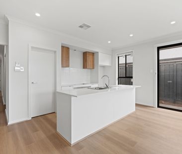 Stunning 4-bedroom New Home - Photo 4