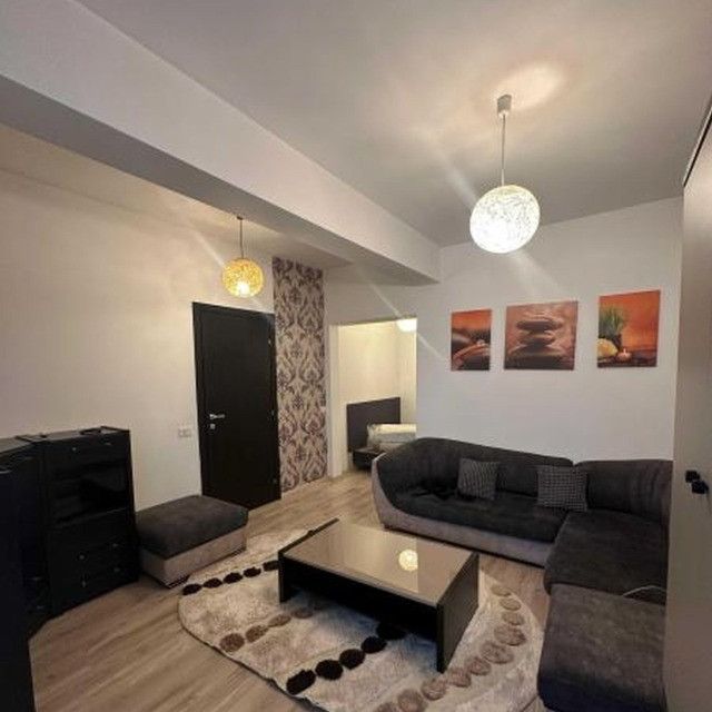 Berceni metalurgiei grand arena cu parcare - Fotografie 1