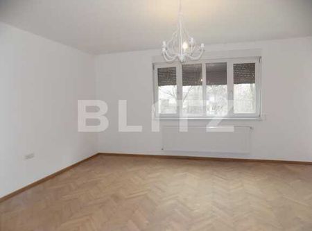 Apartament 3 camere, 80 mp, prima inchiriere, zona strazii Paris - Photo 5