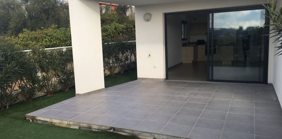 Location Appartement 3 pièces 61m² CAGNES SUR MER 06800 - Photo 2