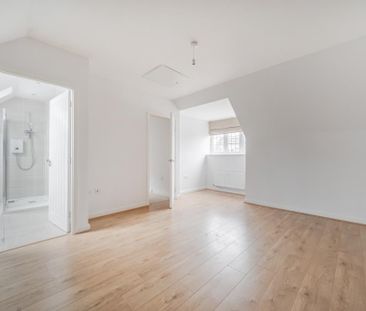 4 bedroom detached house to rent - Photo 1