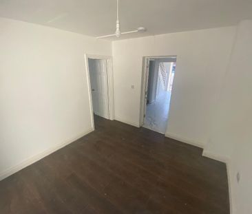 4 bedroom house to rent - Photo 3