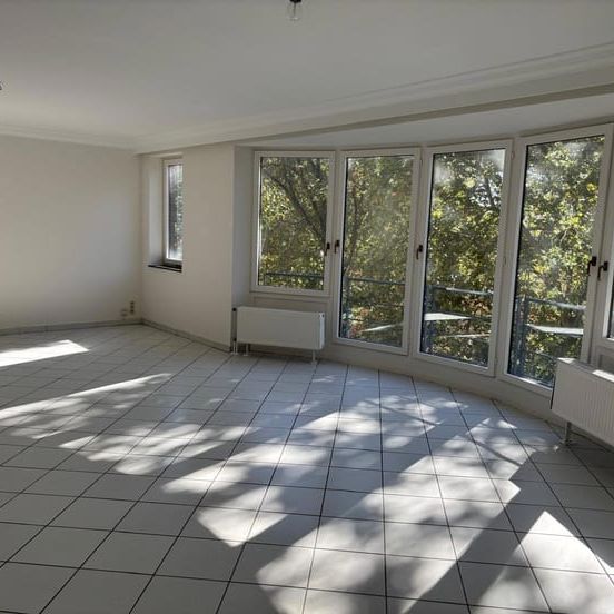 Appartement te huur - Photo 1