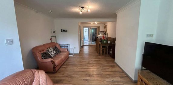 An Awesome Houseshare for Rent in Southampton Room 7 - Photo 2