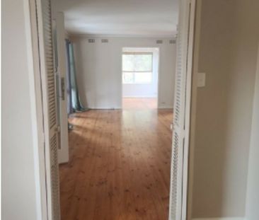 32 Neilson Street, Garran ACT, Belconnen - Photo 1