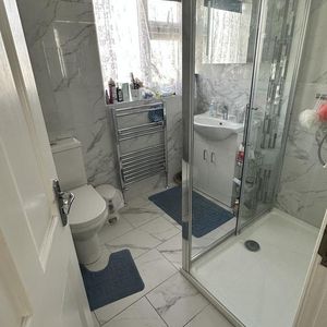 3 bedroom house to rent - Photo 3