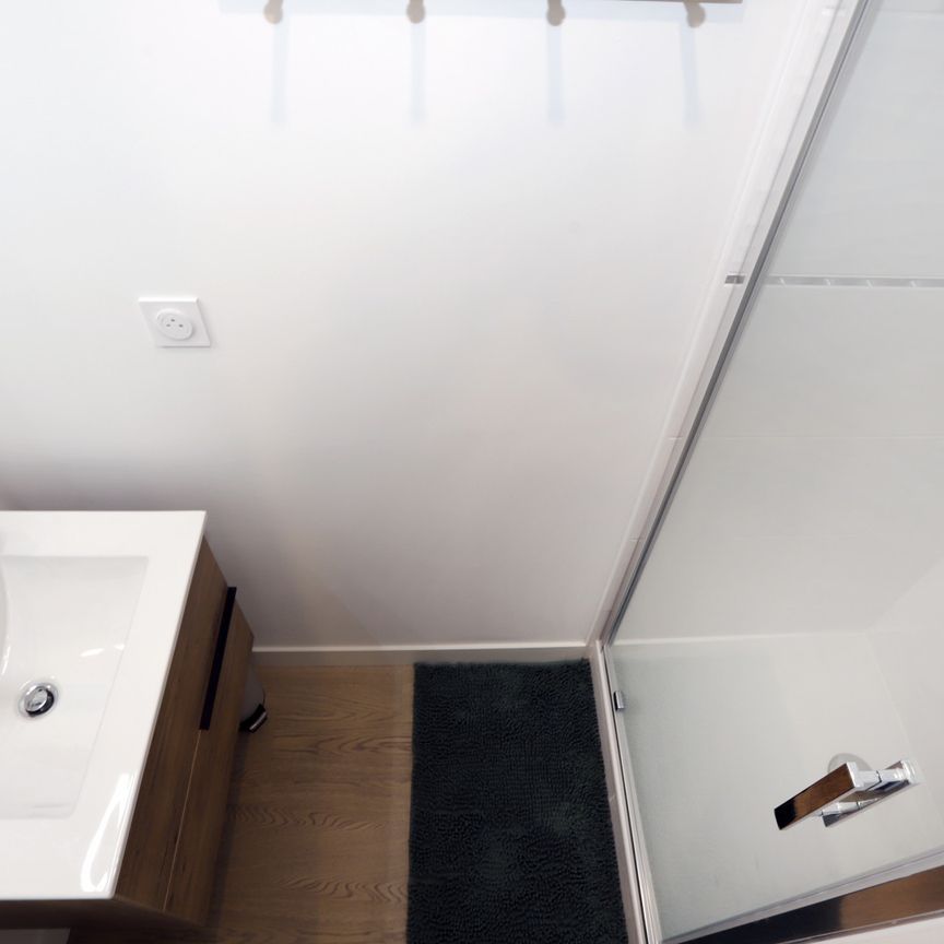 NIVERNAIS Roommate 4 Bedrooms at Brest - Photo 2